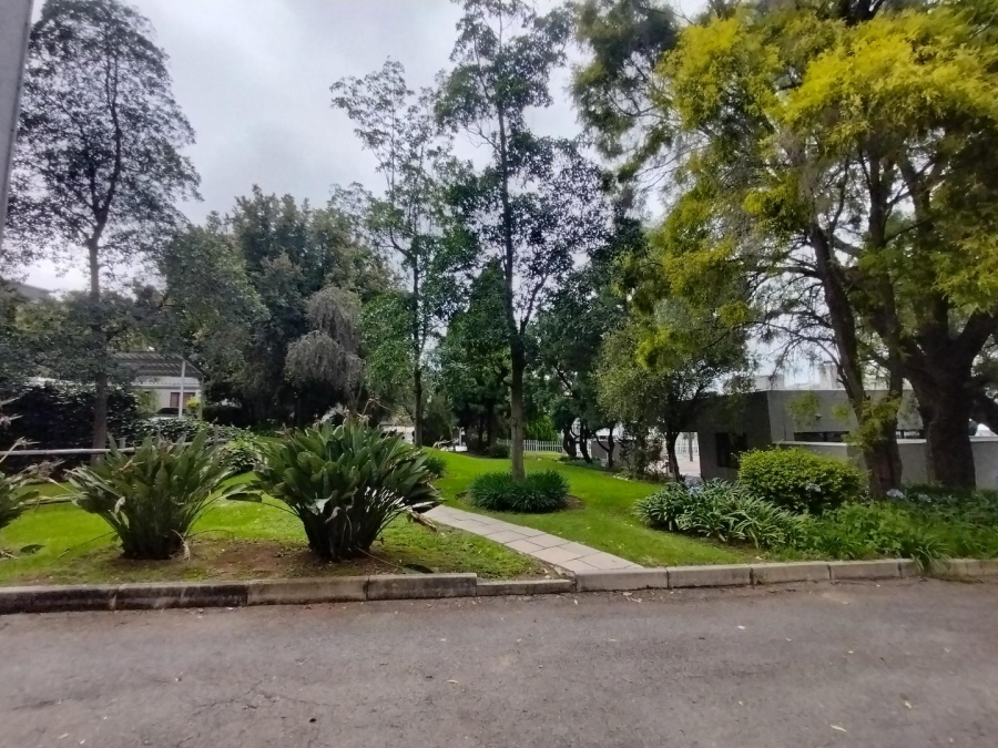 To Let 1 Bedroom Property for Rent in Morningside Hills Gauteng