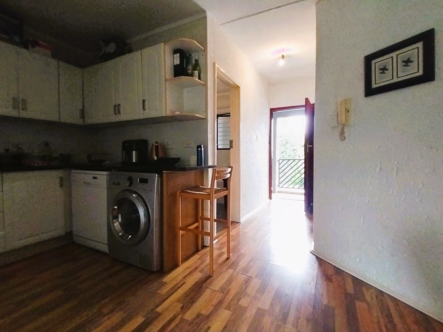 To Let 1 Bedroom Property for Rent in Morningside Hills Gauteng