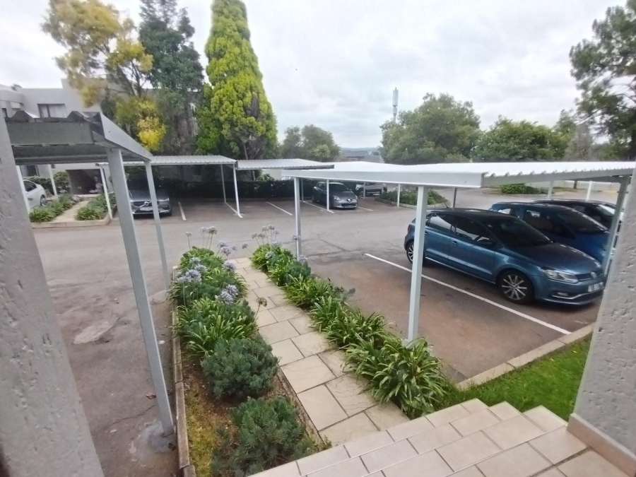 To Let 1 Bedroom Property for Rent in Morningside Hills Gauteng