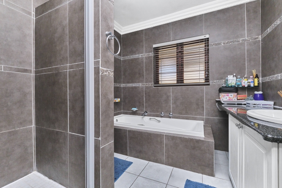 To Let 3 Bedroom Property for Rent in Hyde Park Gauteng