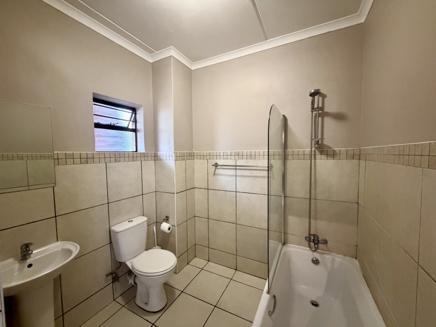 To Let 1 Bedroom Property for Rent in Barbeque Downs Gauteng
