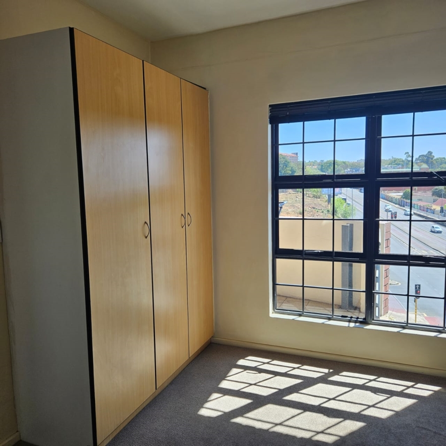 2 Bedroom Property for Sale in Auckland Park Gauteng