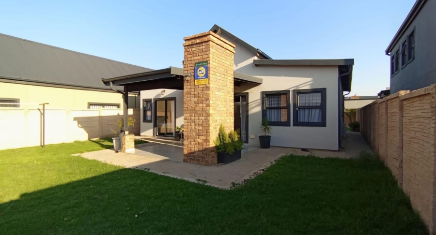 3 Bedroom Property for Sale in Montana Park Gauteng