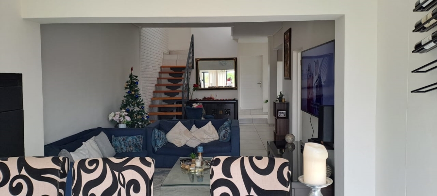 5 Bedroom Property for Sale in Noordhang Gauteng