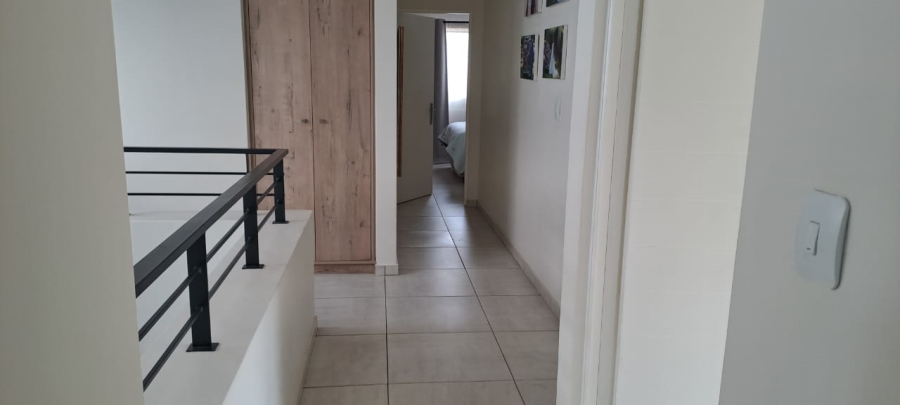 5 Bedroom Property for Sale in Noordhang Gauteng