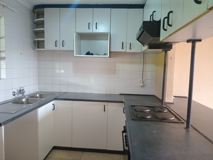 3 Bedroom Property for Sale in Bramley View Gauteng