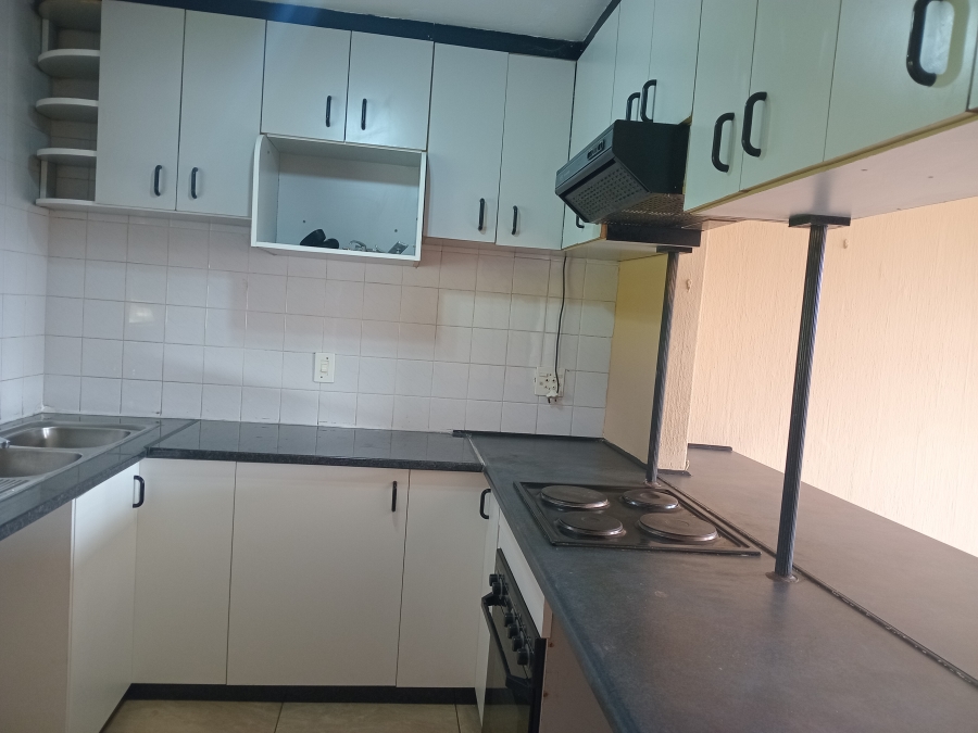 3 Bedroom Property for Sale in Bramley View Gauteng