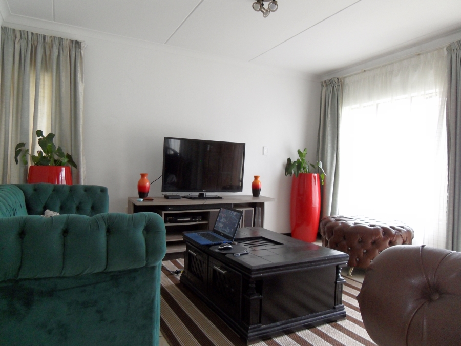 3 Bedroom Property for Sale in Lyndhurst Gauteng