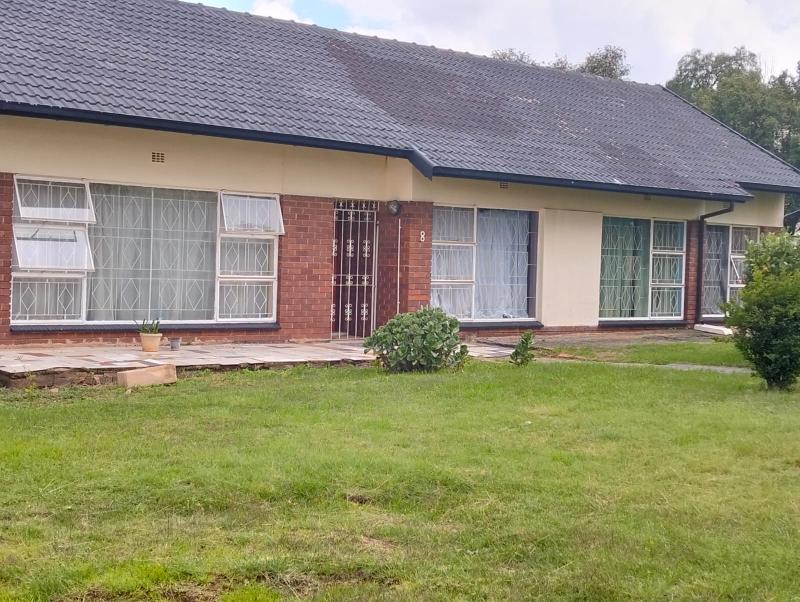 3 Bedroom Property for Sale in Linmeyer Gauteng