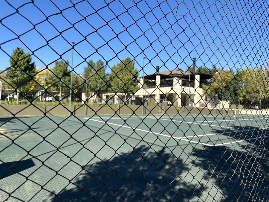 To Let 2 Bedroom Property for Rent in Broadacres Gauteng