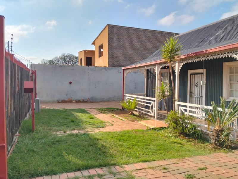 2 Bedroom Property for Sale in Turffontein Gauteng
