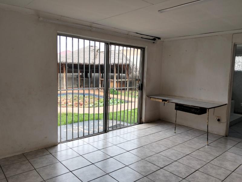 2 Bedroom Property for Sale in Turffontein Gauteng