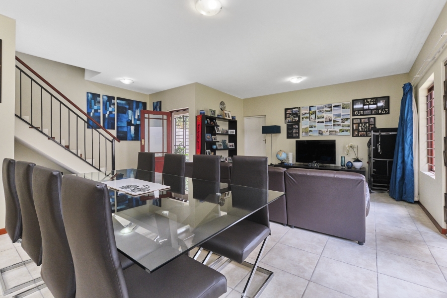 2 Bedroom Property for Sale in Barbeque Downs Gauteng