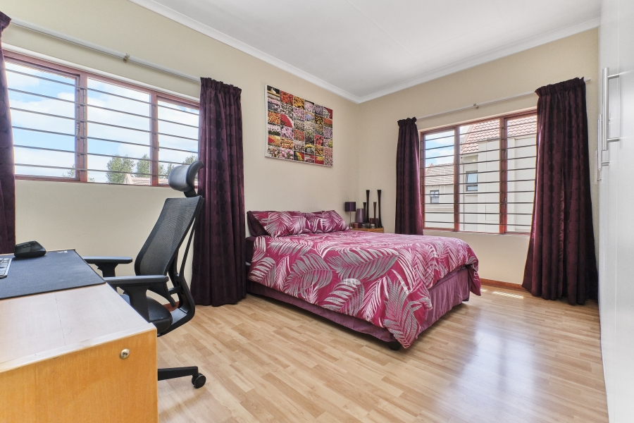 2 Bedroom Property for Sale in Barbeque Downs Gauteng