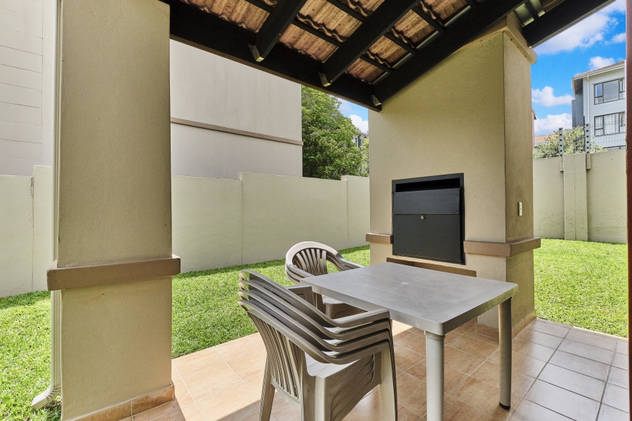 2 Bedroom Property for Sale in Barbeque Downs Gauteng