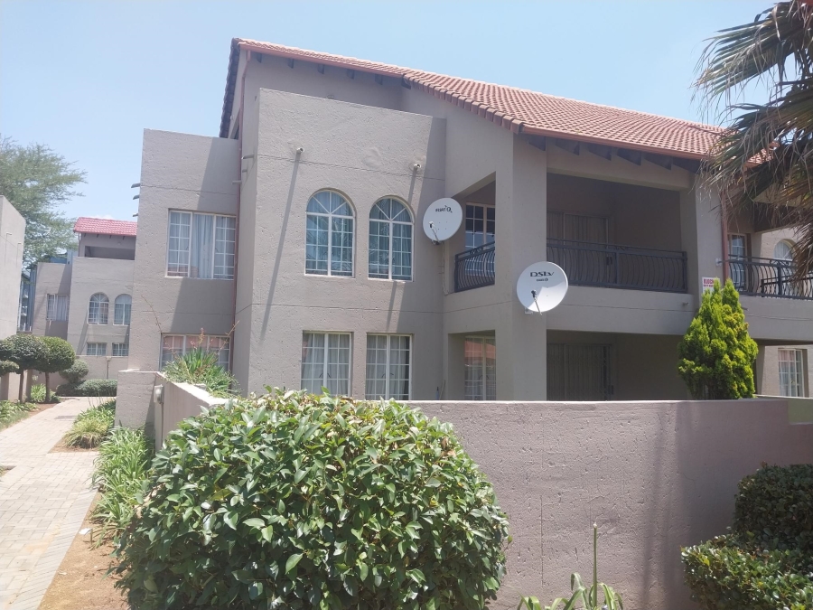 To Let 3 Bedroom Property for Rent in Noordwyk Gauteng
