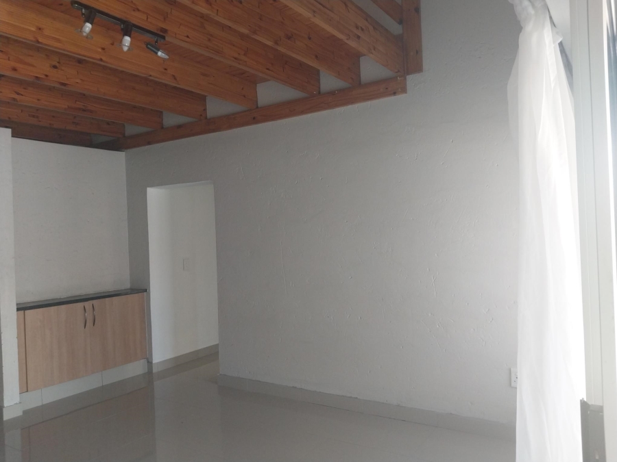 To Let 3 Bedroom Property for Rent in Noordwyk Gauteng