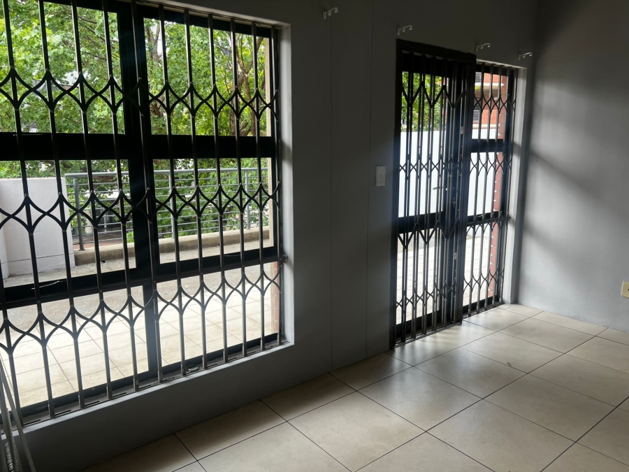 To Let 2 Bedroom Property for Rent in Auckland Park Gauteng