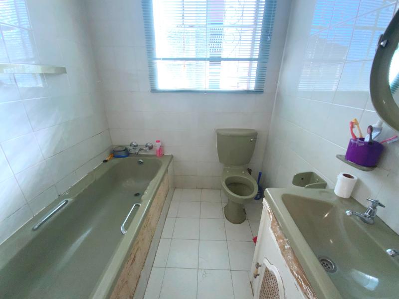 2 Bedroom Property for Sale in Rosettenville Gauteng