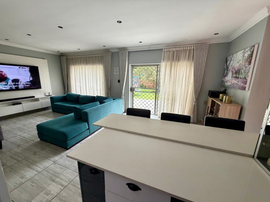 4 Bedroom Property for Sale in Eldoraigne Gauteng