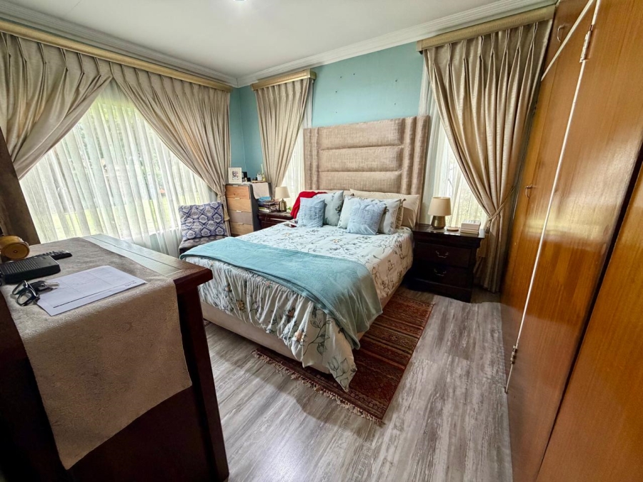 4 Bedroom Property for Sale in Eldoraigne Gauteng