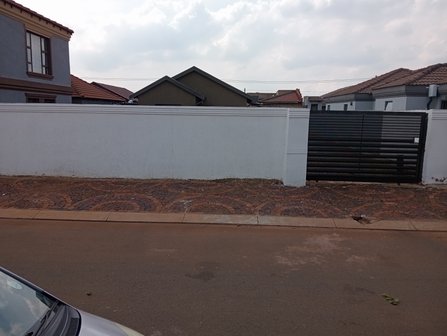 2 Bedroom Property for Sale in Protea Glen Gauteng