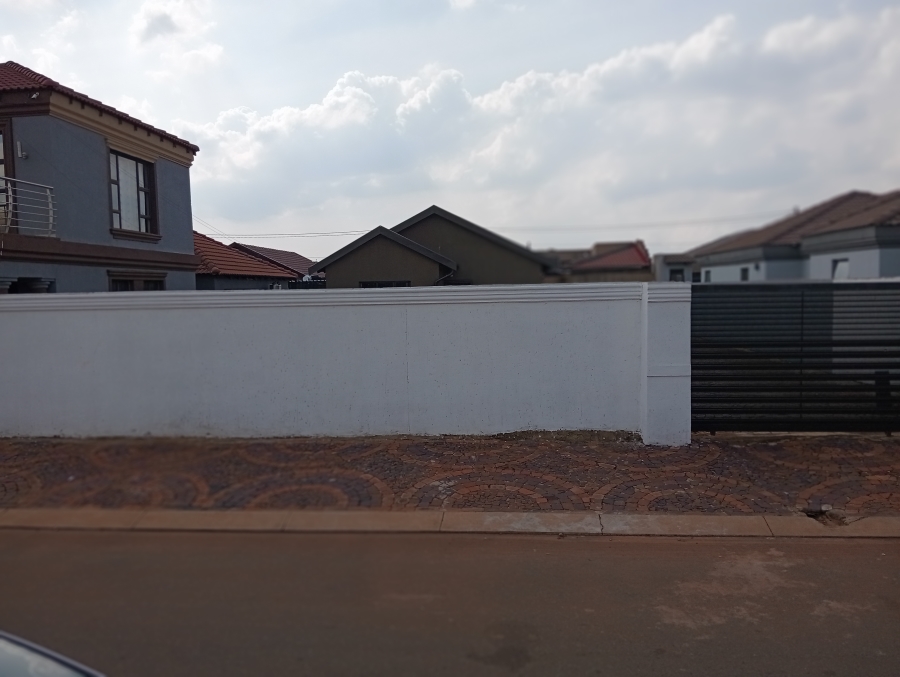 2 Bedroom Property for Sale in Protea Glen Gauteng