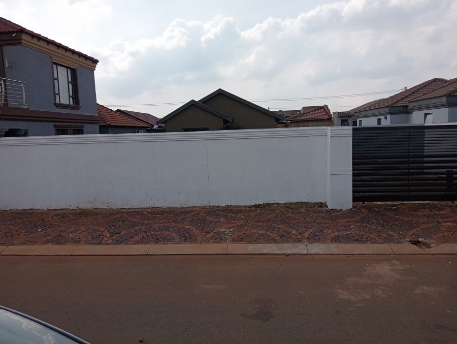 2 Bedroom Property for Sale in Protea Glen Gauteng