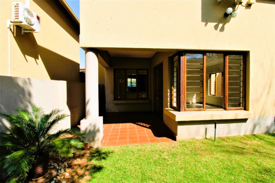To Let 3 Bedroom Property for Rent in Edenburg Gauteng