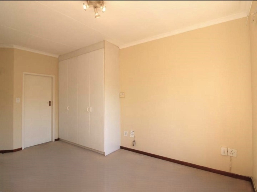 To Let 3 Bedroom Property for Rent in Edenburg Gauteng
