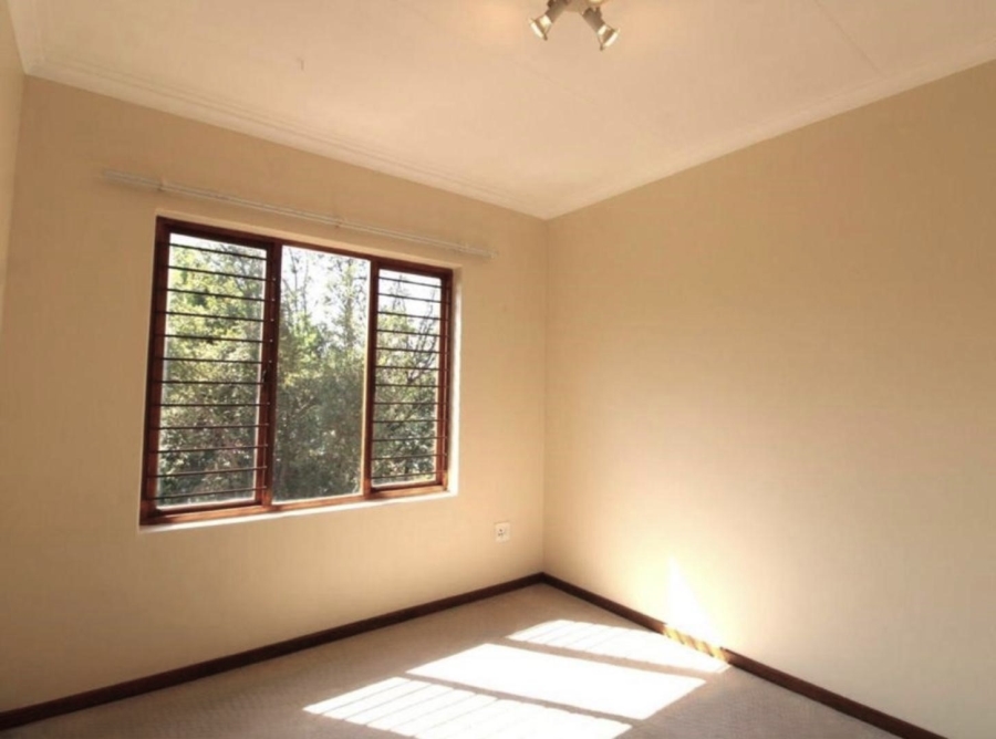 To Let 3 Bedroom Property for Rent in Edenburg Gauteng