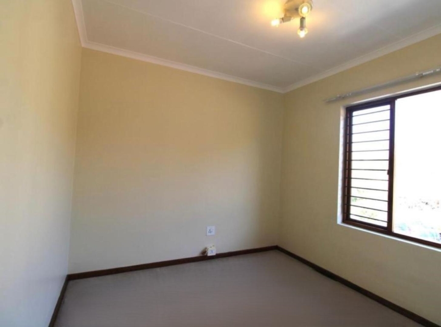To Let 3 Bedroom Property for Rent in Edenburg Gauteng