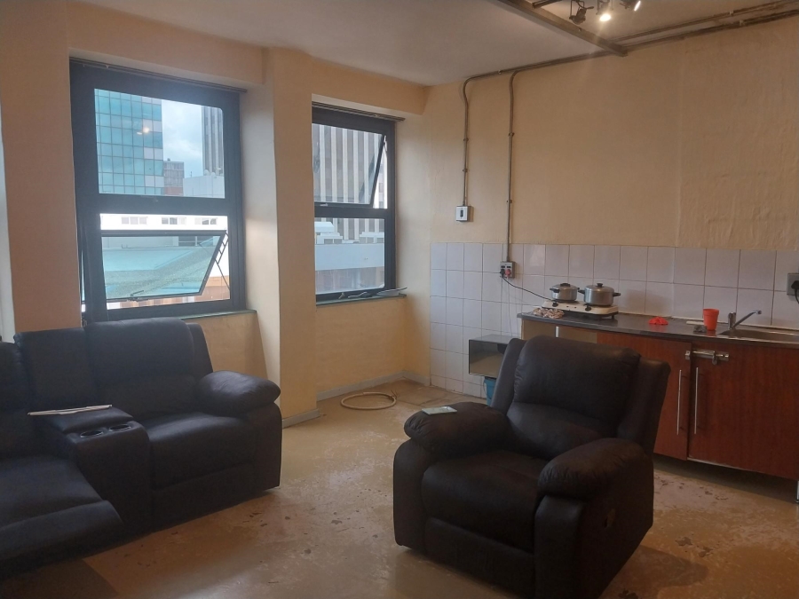 1 Bedroom Property for Sale in Johannesburg Central Gauteng