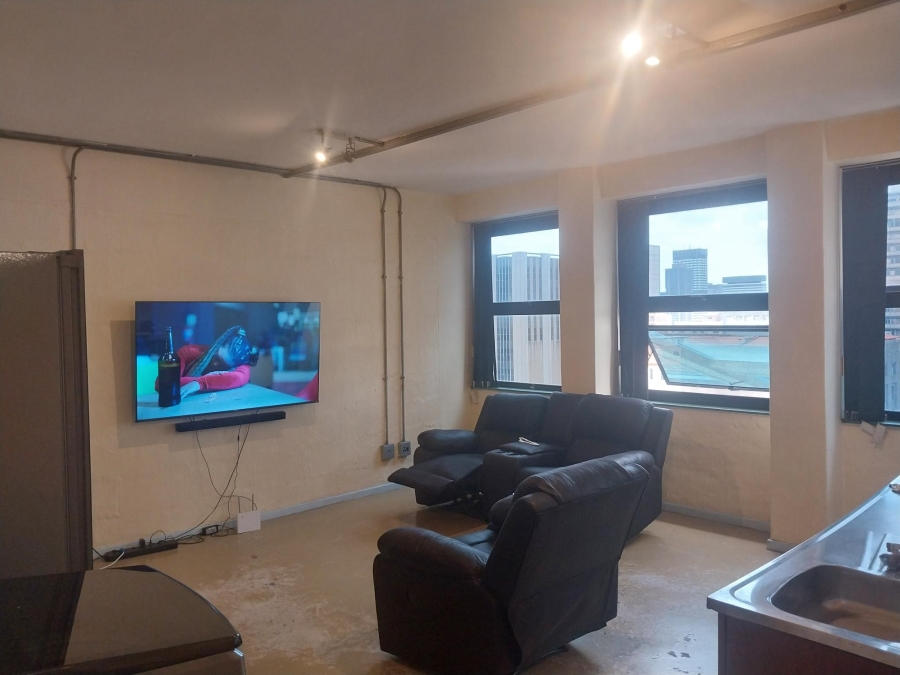 1 Bedroom Property for Sale in Johannesburg Central Gauteng
