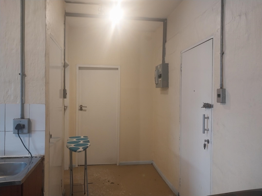 1 Bedroom Property for Sale in Johannesburg Central Gauteng