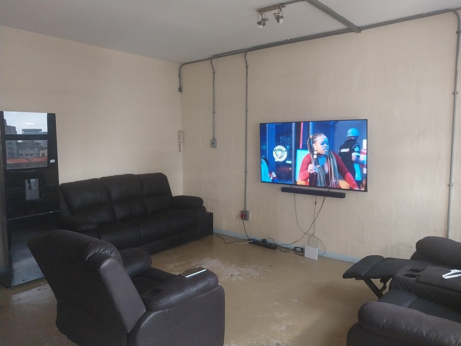 1 Bedroom Property for Sale in Johannesburg Central Gauteng