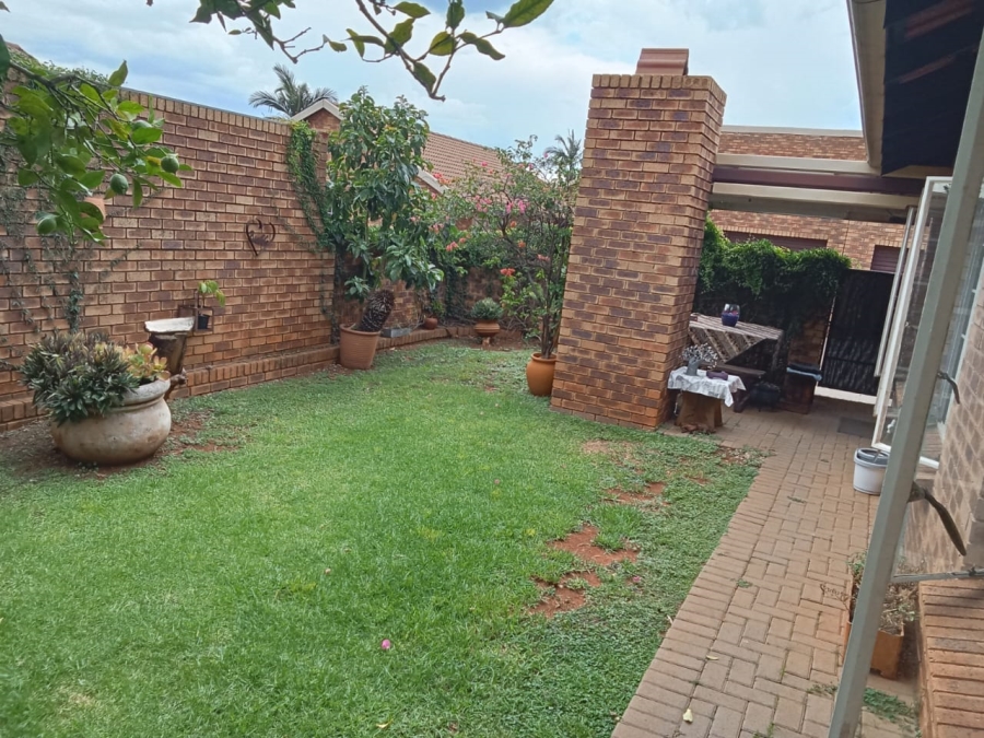 3 Bedroom Property for Sale in Magalieskruin Gauteng