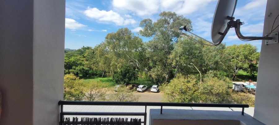 2 Bedroom Property for Sale in Waterkloof Glen Gauteng