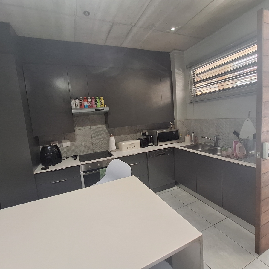 2 Bedroom Property for Sale in Brooklyn Gauteng