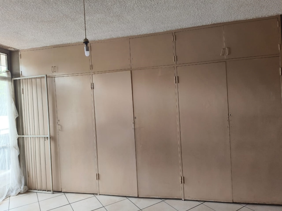 3 Bedroom Property for Sale in Sunnyside Gauteng