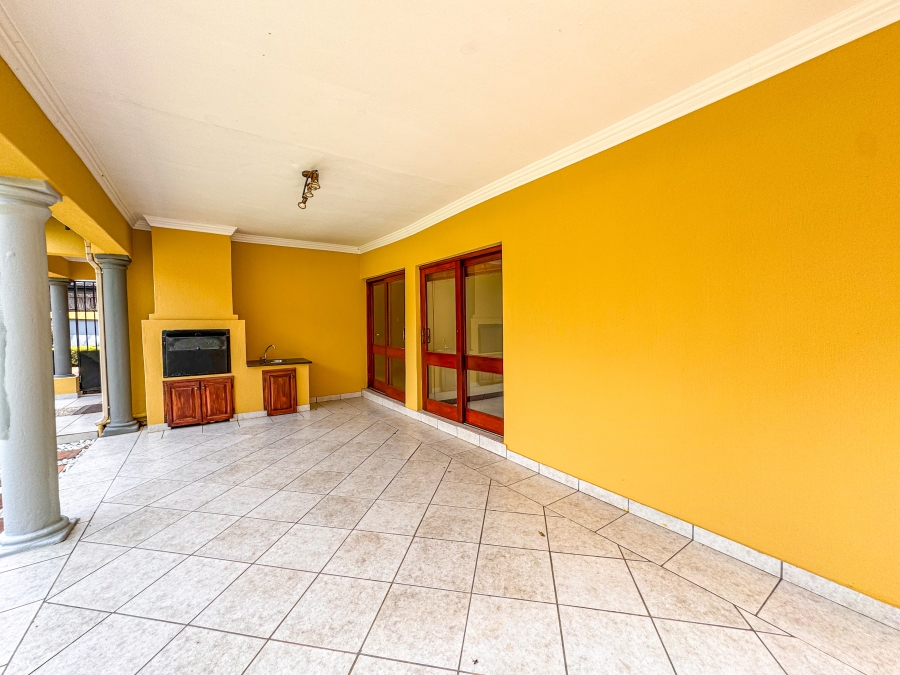 To Let 3 Bedroom Property for Rent in Willow Acres Gauteng