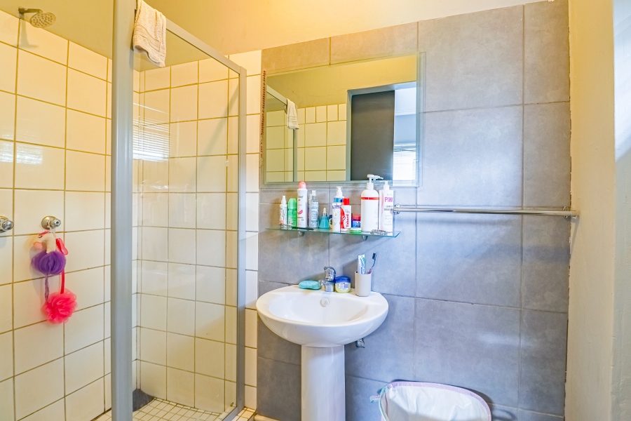 4 Bedroom Property for Sale in Willow Acres Gauteng