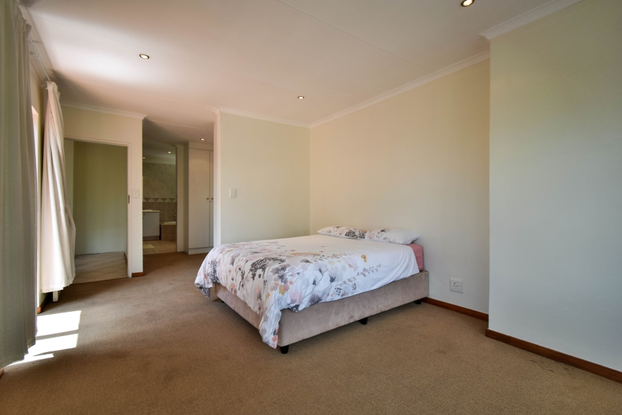 3 Bedroom Property for Sale in Moreleta Park Gauteng