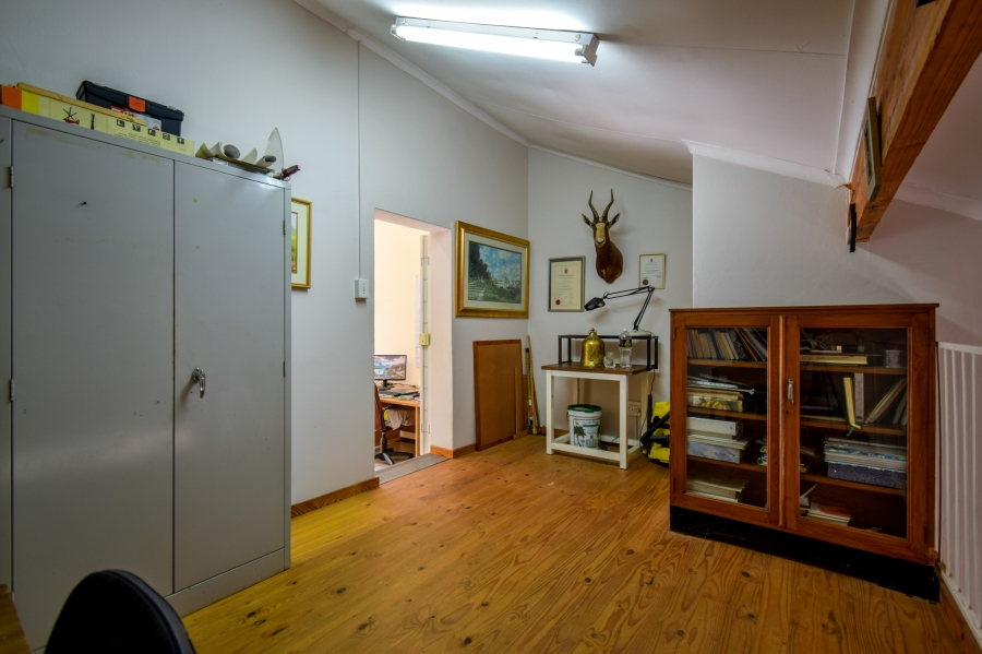 5 Bedroom Property for Sale in Moreleta Park Gauteng