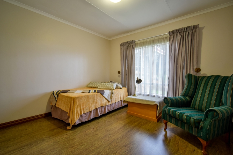 5 Bedroom Property for Sale in Moreleta Park Gauteng