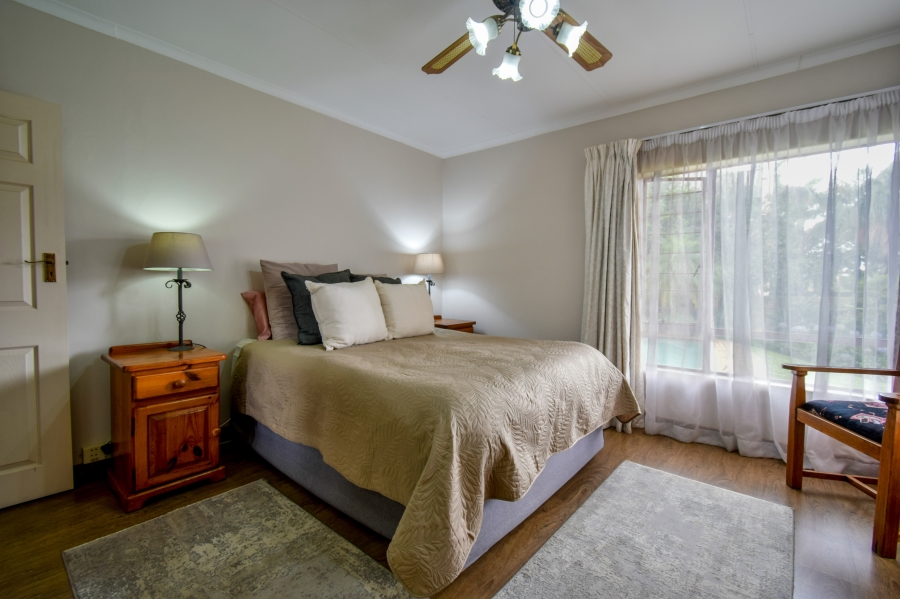 5 Bedroom Property for Sale in Moreleta Park Gauteng