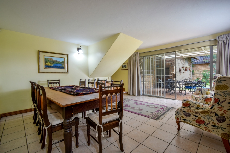 5 Bedroom Property for Sale in Moreleta Park Gauteng