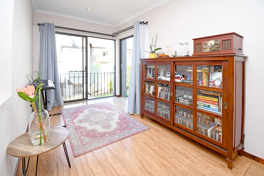 3 Bedroom Property for Sale in Broadacres Gauteng