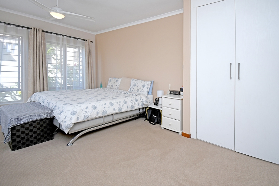 3 Bedroom Property for Sale in Broadacres Gauteng