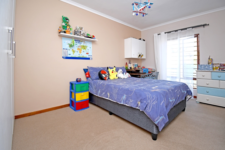 3 Bedroom Property for Sale in Broadacres Gauteng